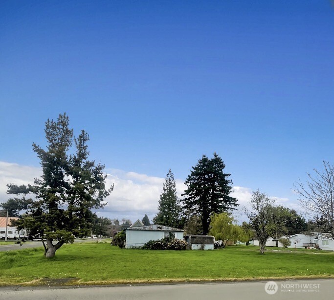 604 Oregon Avenue Property Photo 8