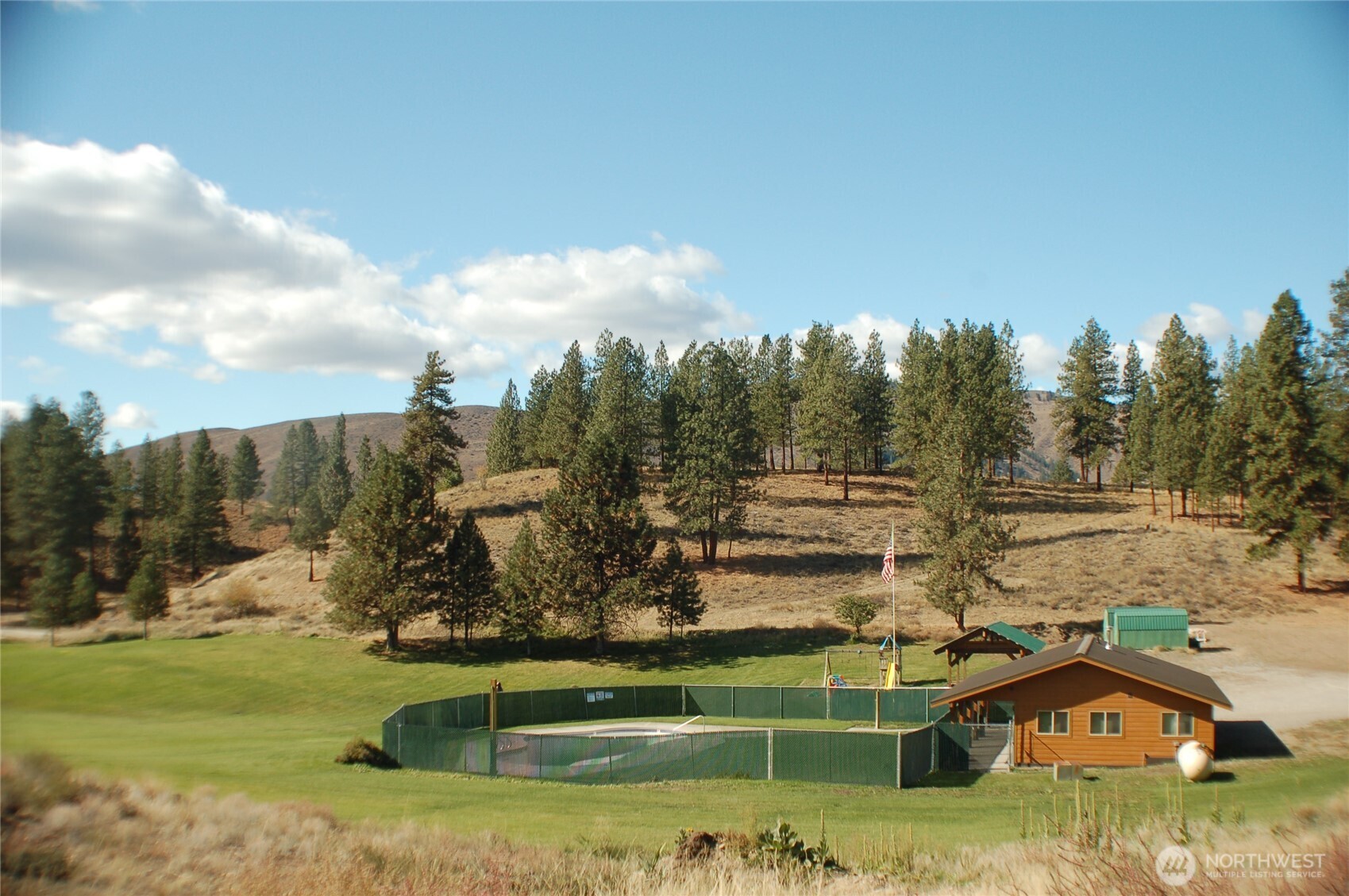 98 Larkspur Drive Property Photo 32