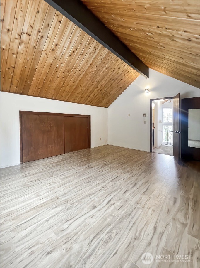 182 State Route 105 Property Photo 21