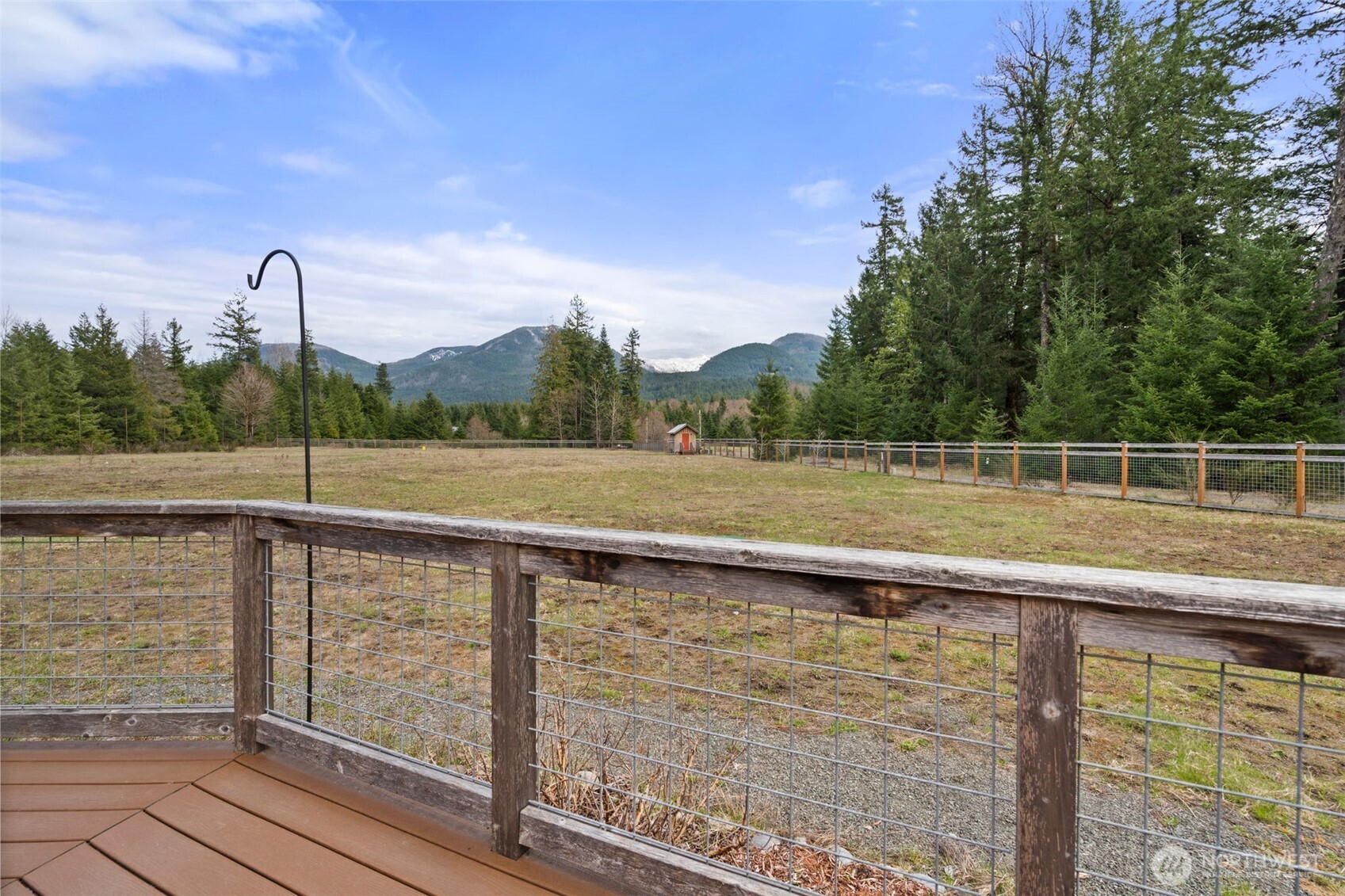 216 Eagle Peak Drive Property Photo 29