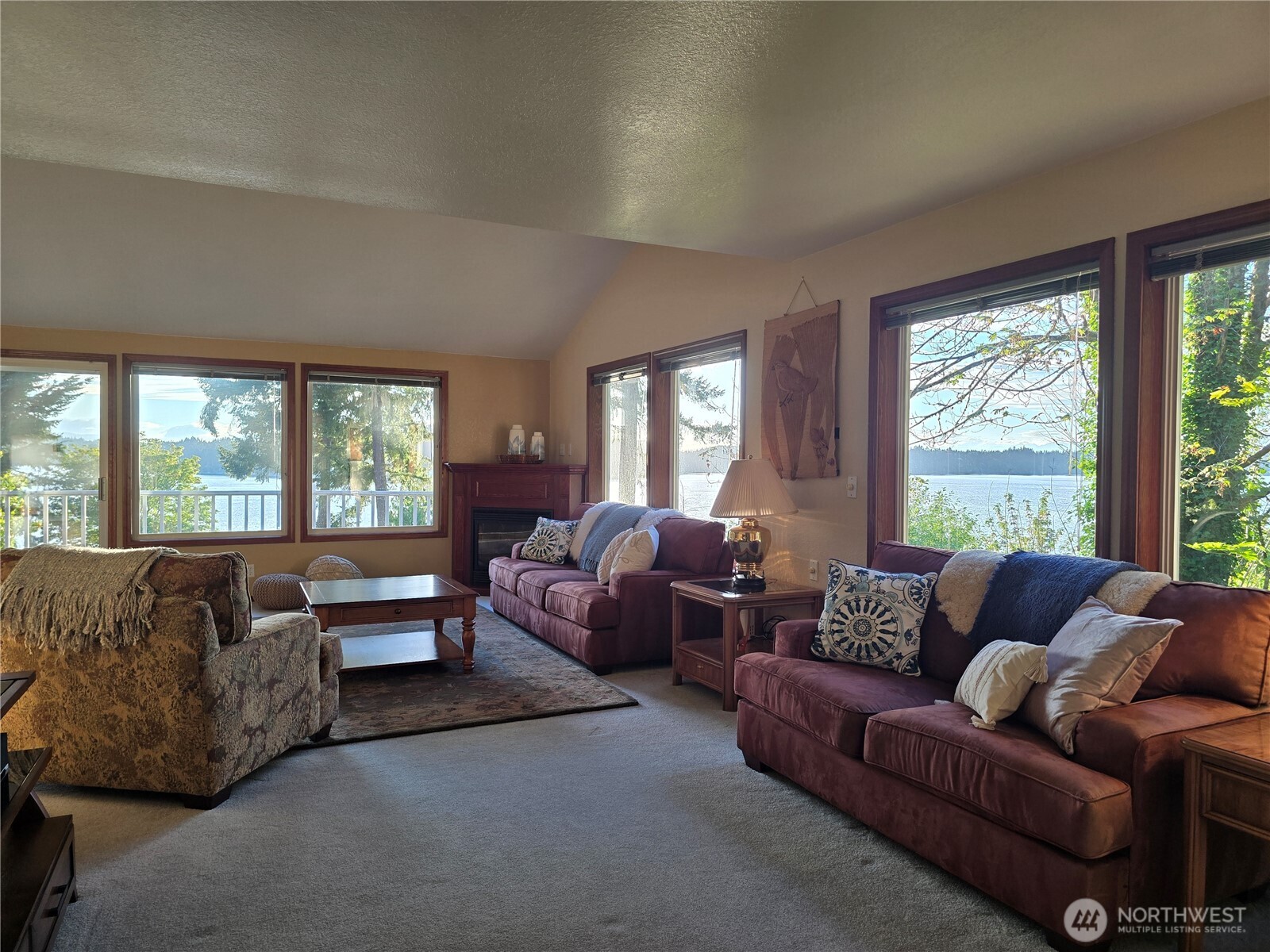 5023 Cooper Point Road Property Photo 13