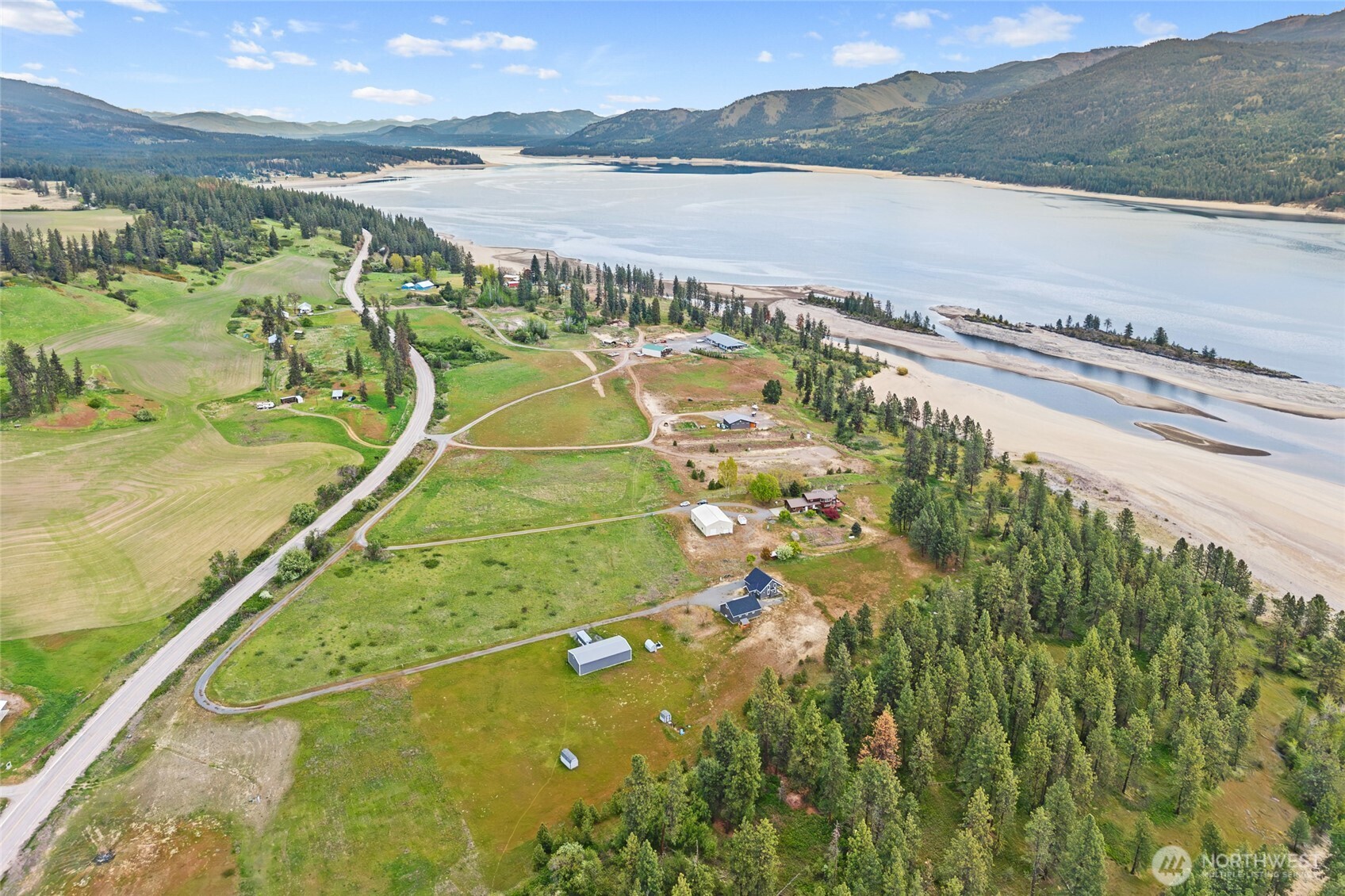11 Echo Cove Road Property Photo 3