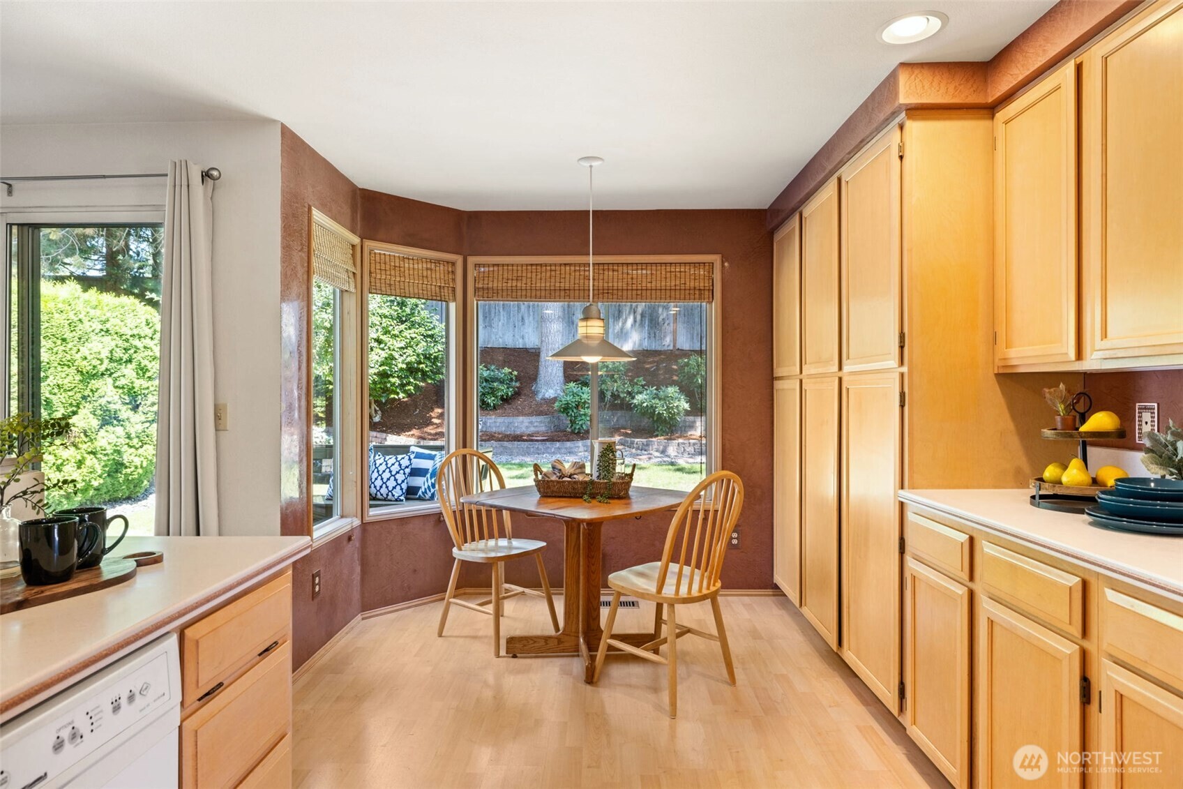 2113 162nd Place Property Photo 10