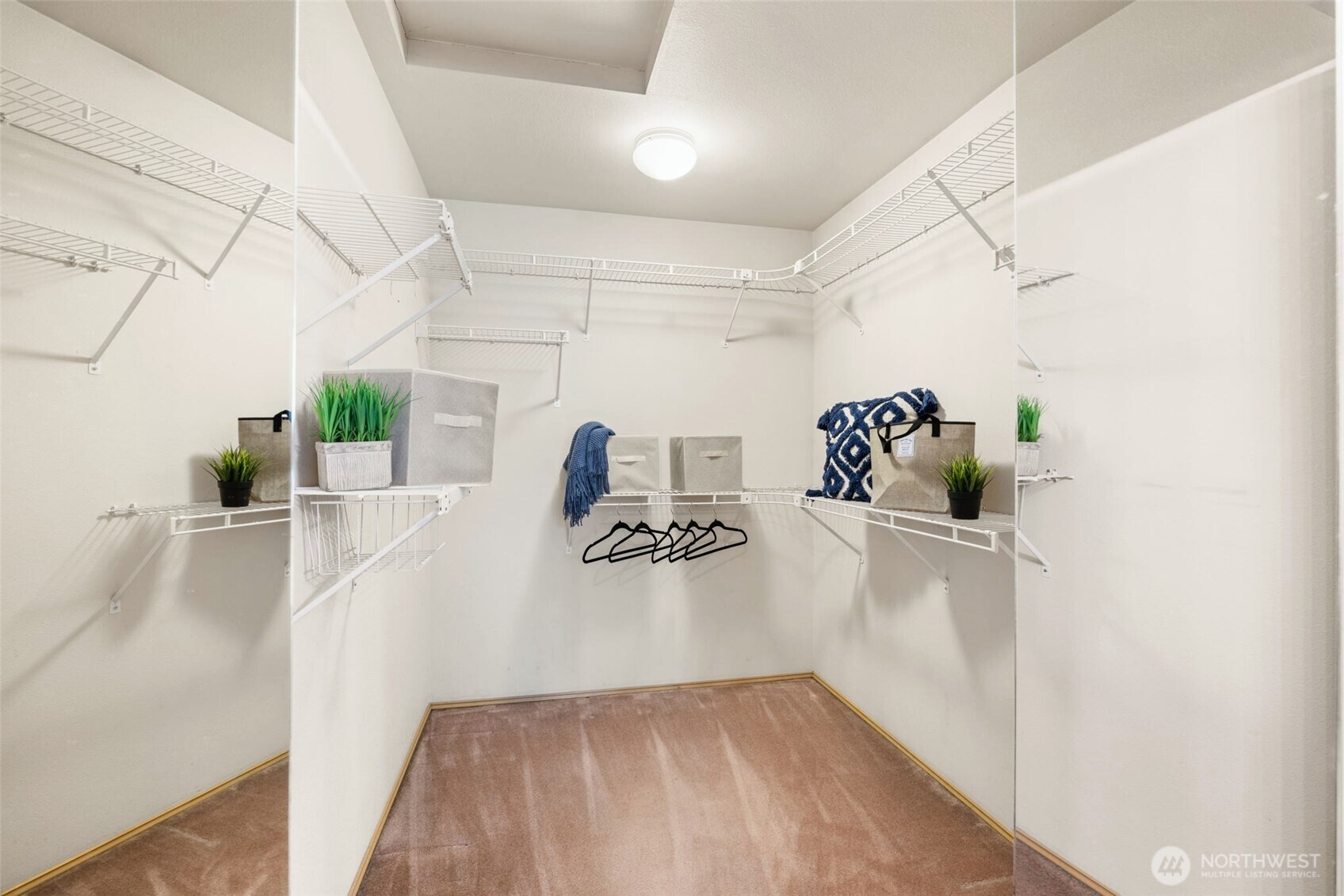 2113 162nd Place Property Photo 25