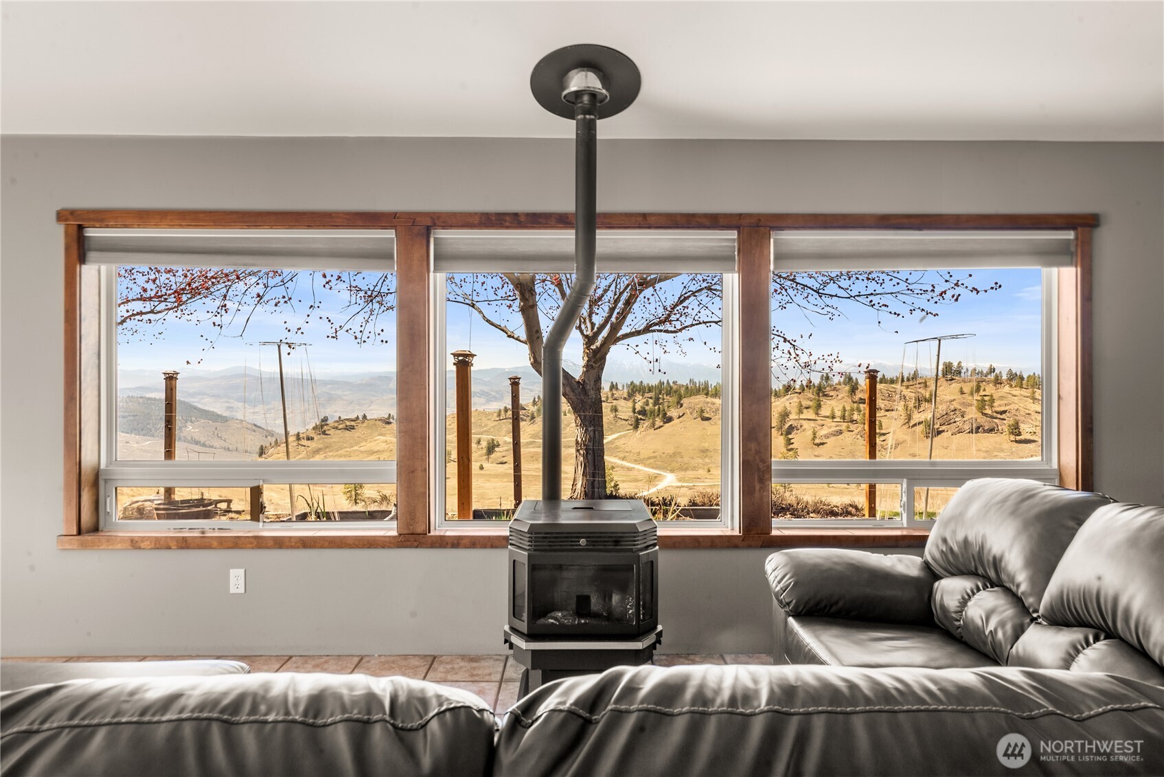 30 Tamarack Trail Property Photo 14