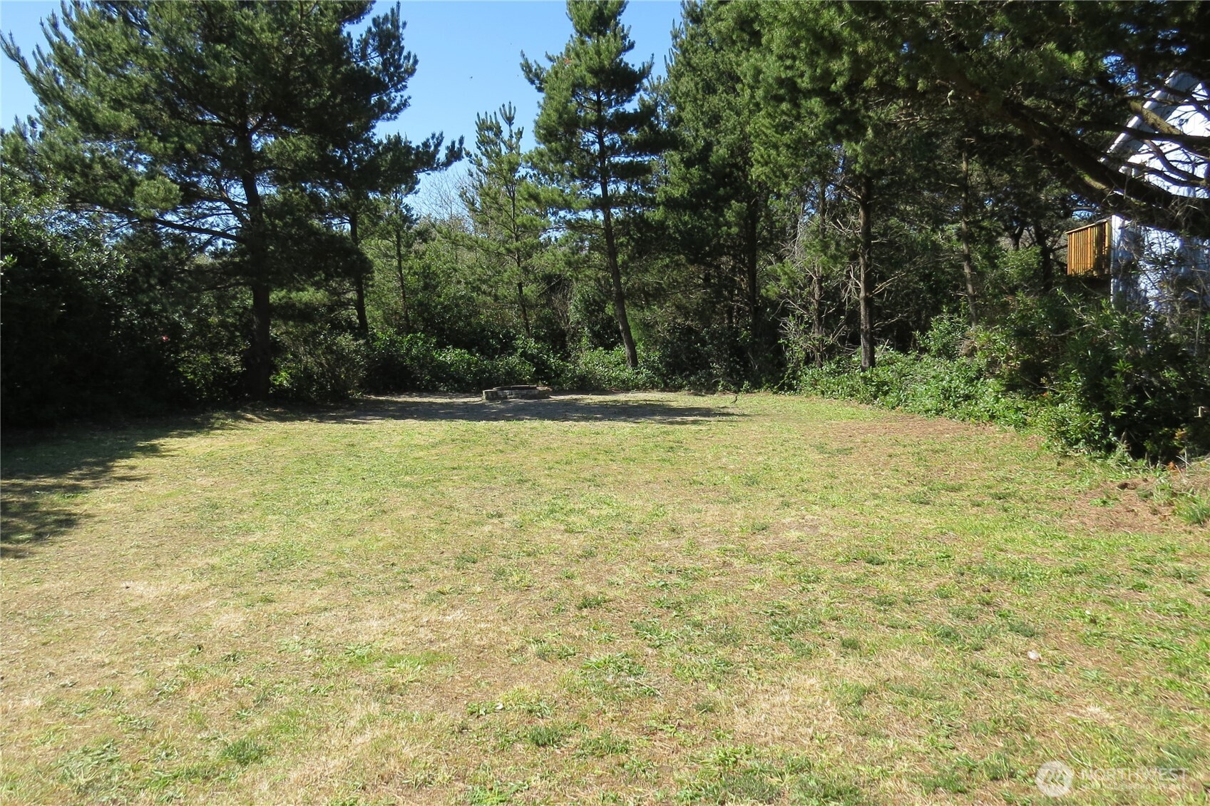 319 Sand Dune Avenue Property Photo 5