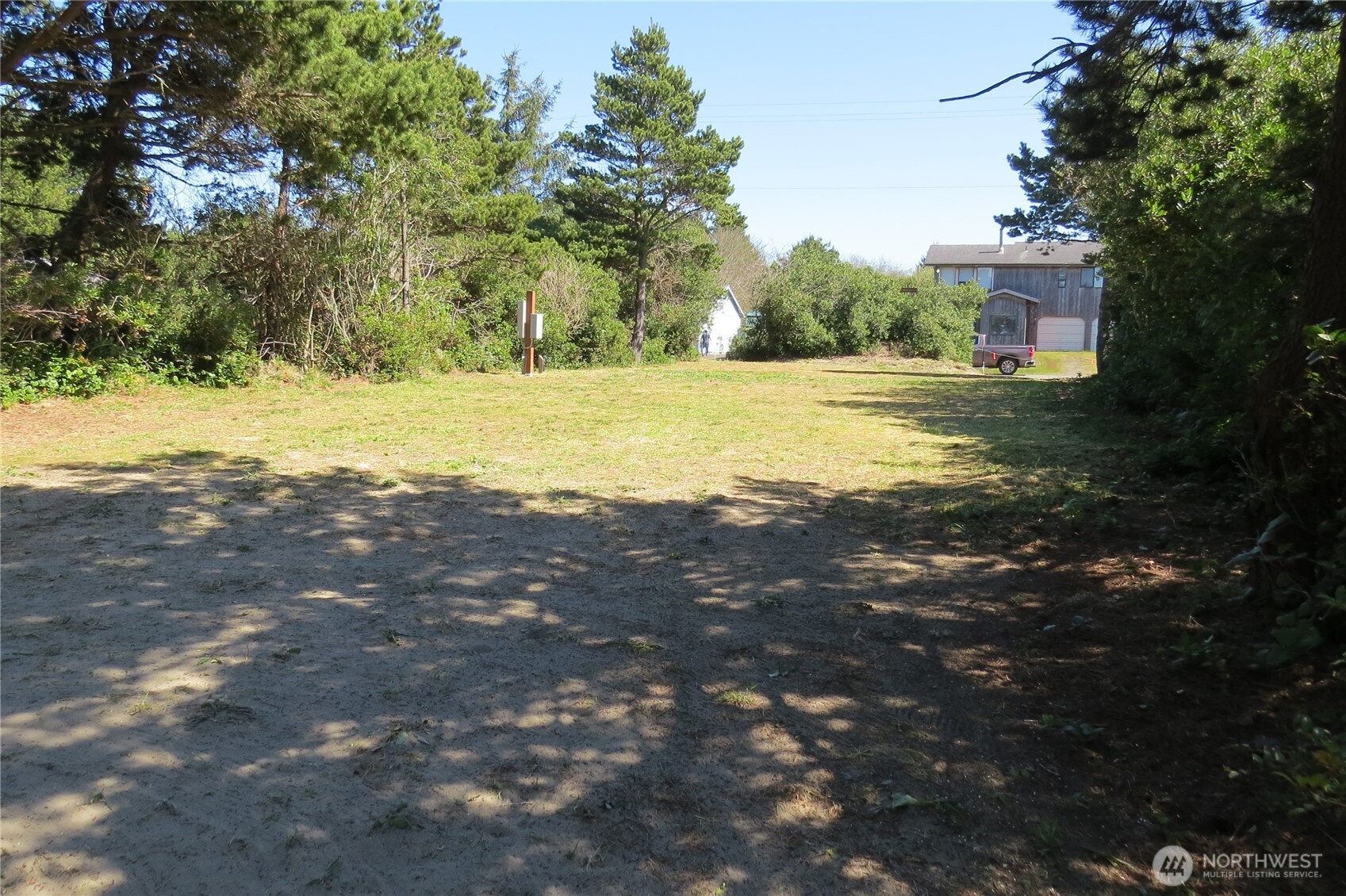 319 Sand Dune Avenue Property Photo 9