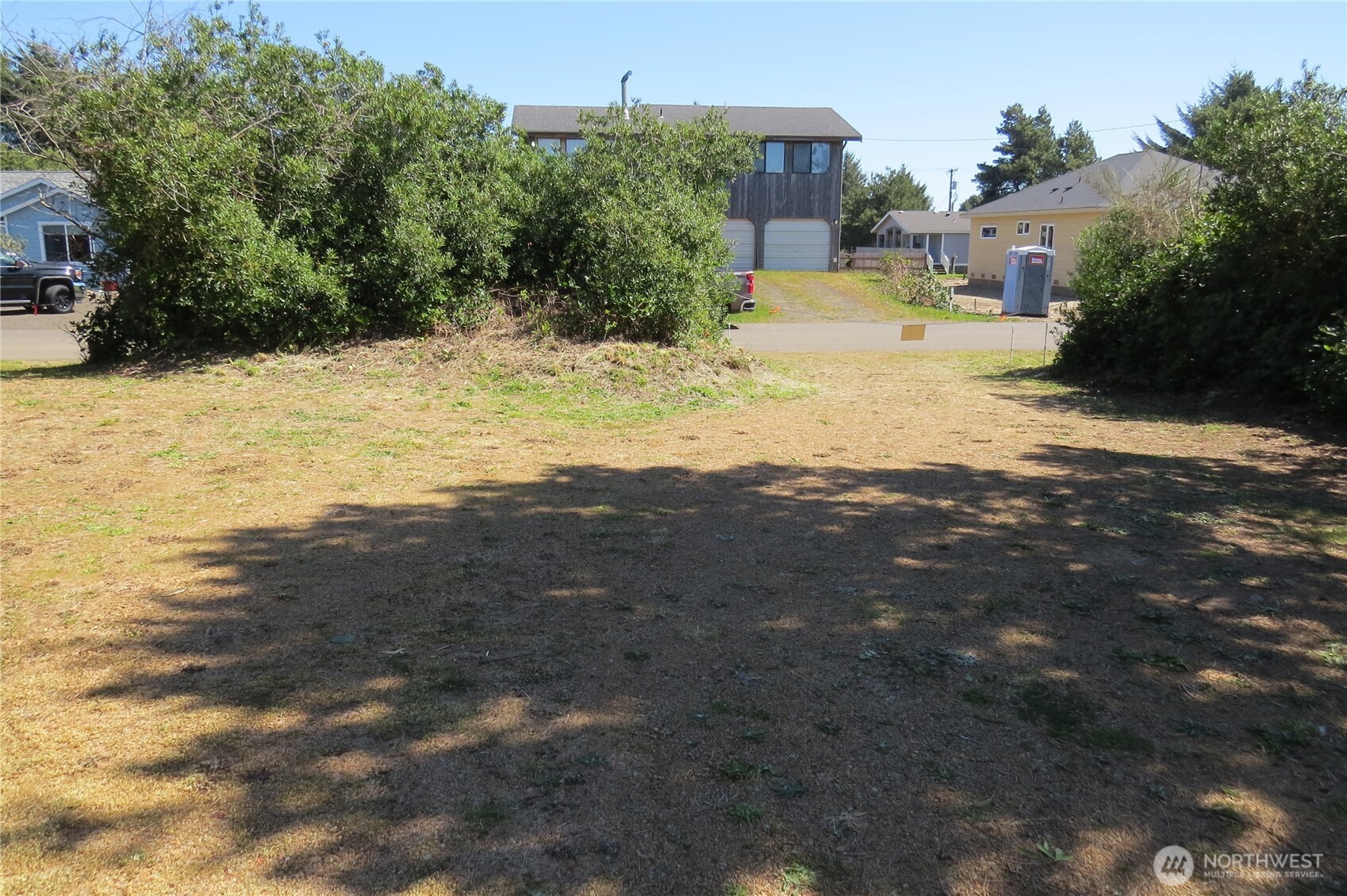 319 Sand Dune Avenue Property Photo 10
