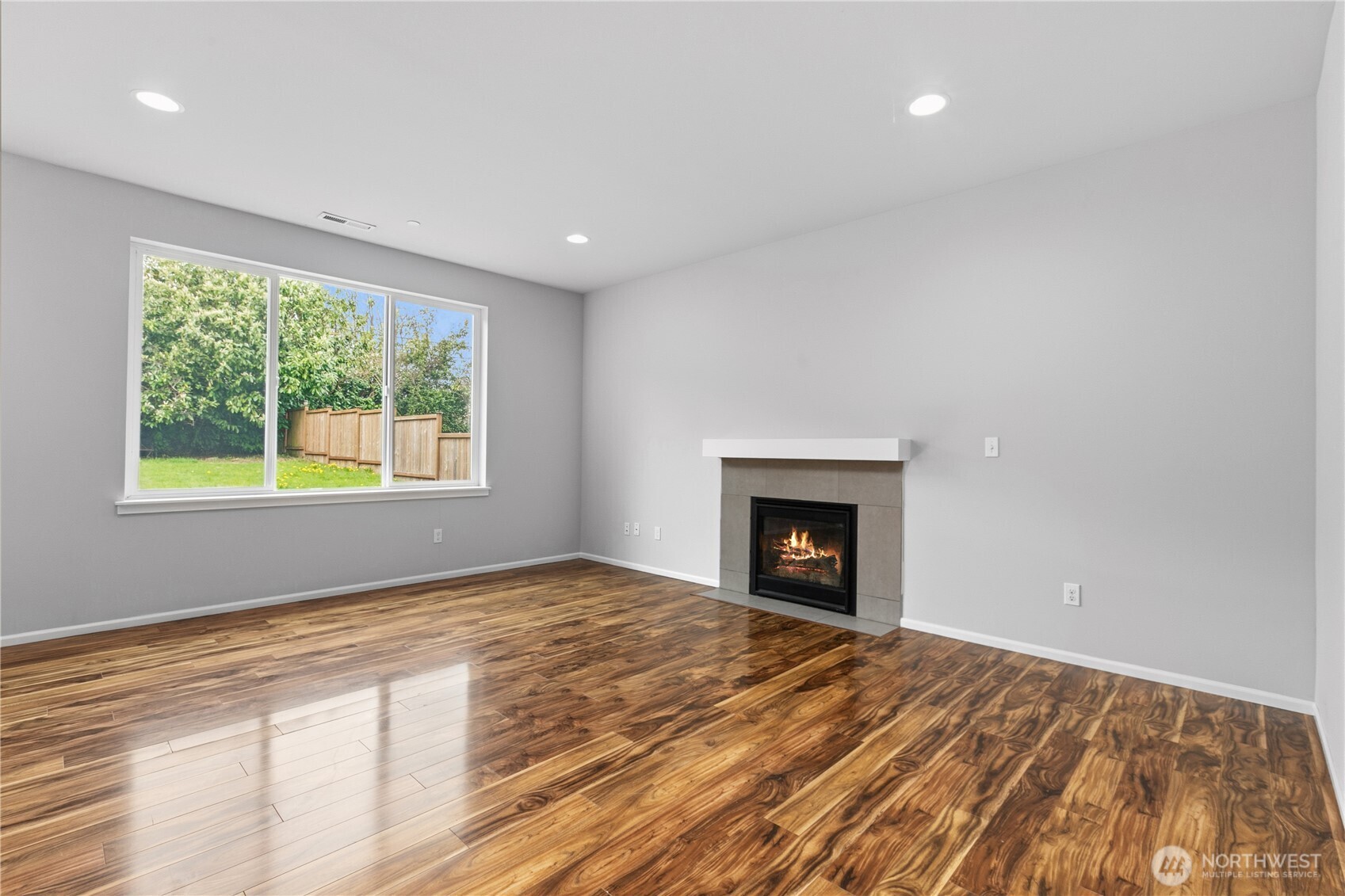 2906 S 135th Street Property Photo 6
