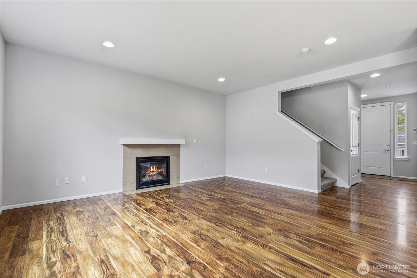 2906 S 135th Street Property Photo 8