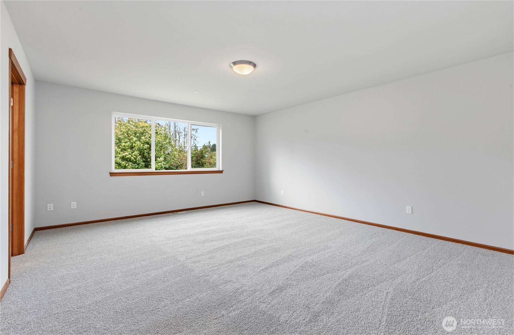 2906 S 135th Street Property Photo 13