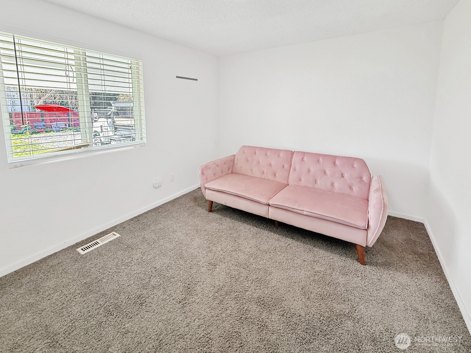 9025 67th Avenue Property Photo 21