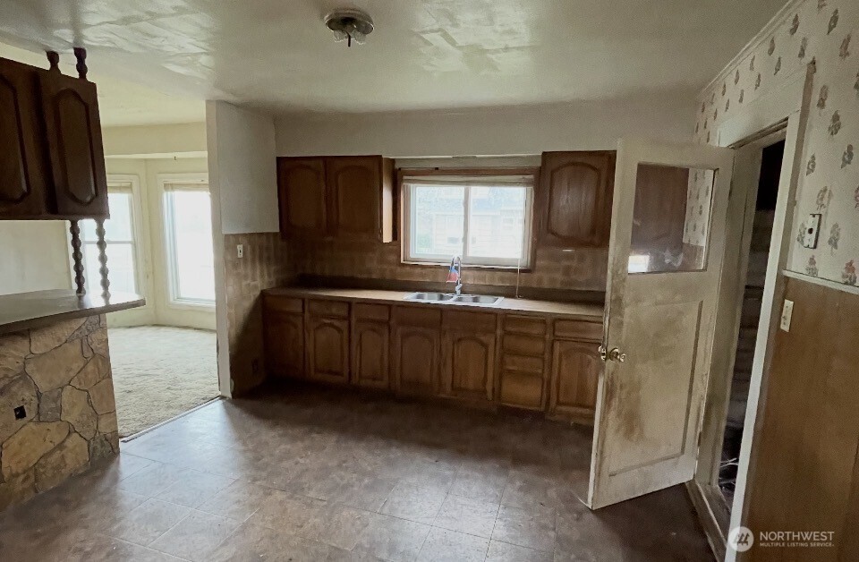 201 Emerson Avenue Property Photo 5