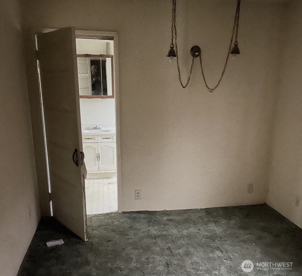 201 Emerson Avenue Property Photo 12