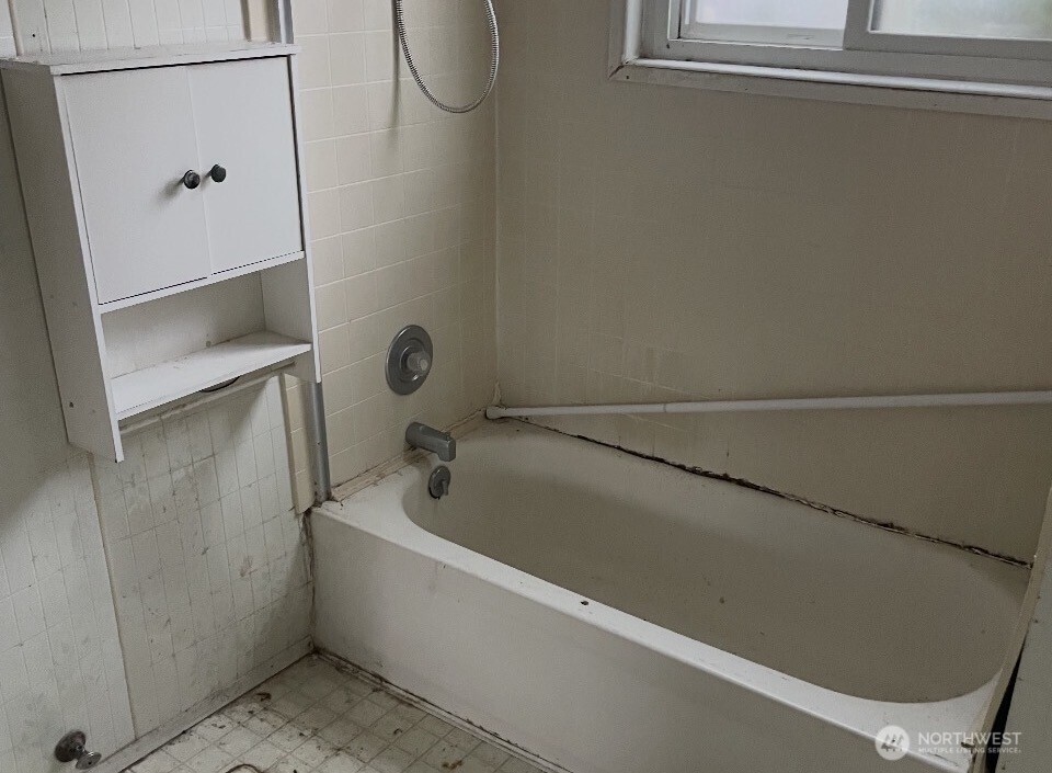 201 Emerson Avenue Property Photo 14
