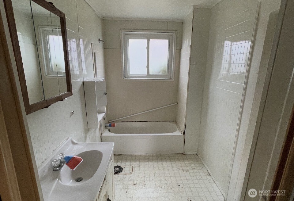201 Emerson Avenue Property Photo 19