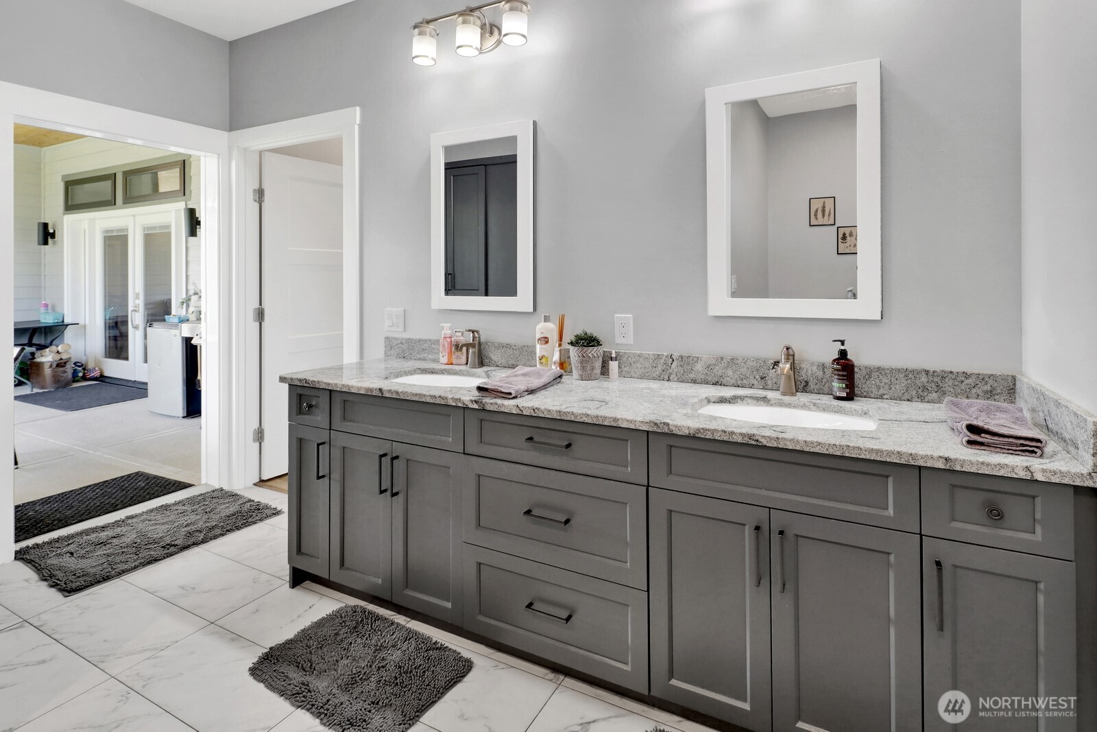 8802 Line Road Property Photo 36