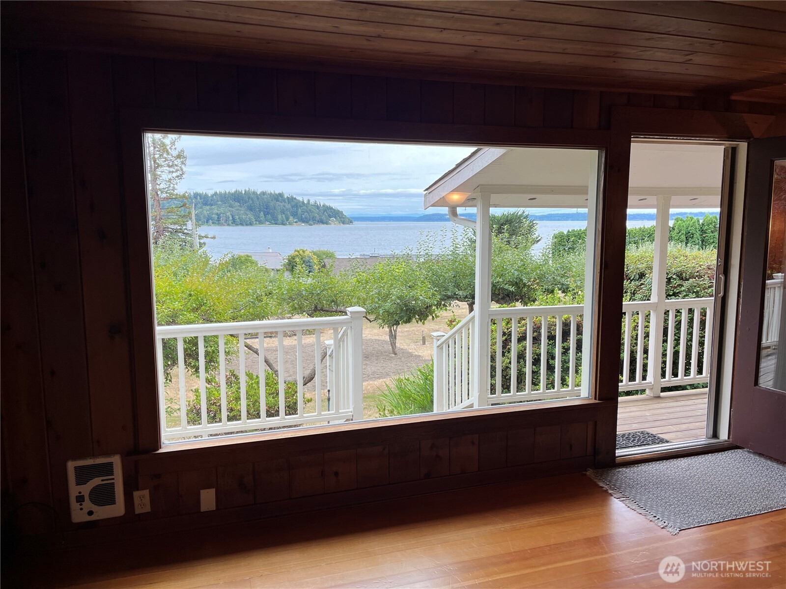 10427 Powell Drive Property Photo 14