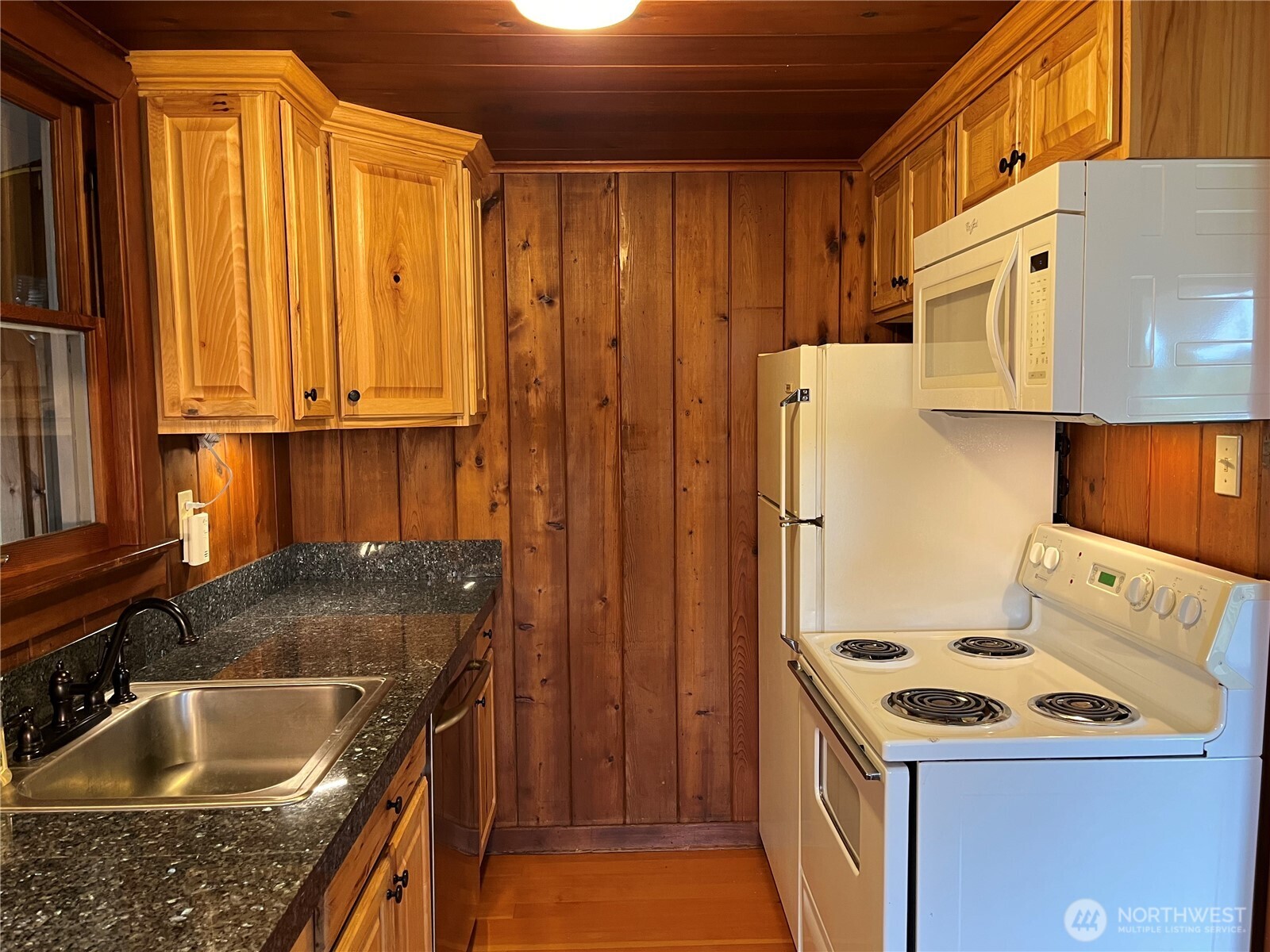 10427 Powell Drive Property Photo 16