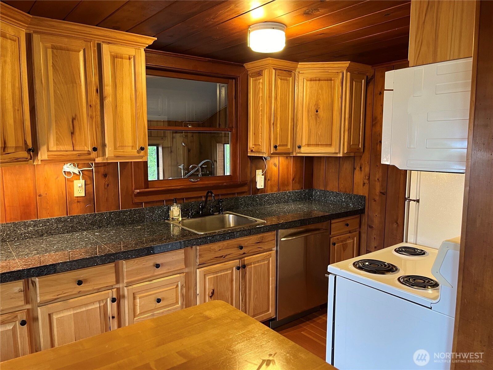 10427 Powell Drive Property Photo 17