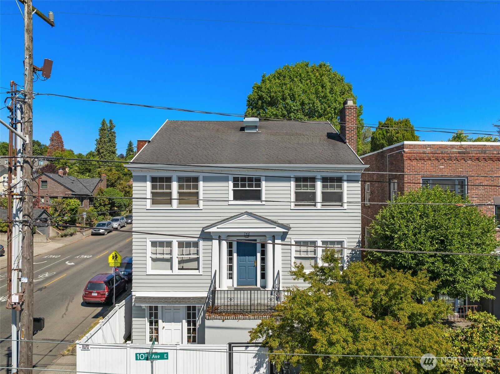 746 10th Avenue Property Photo 1
