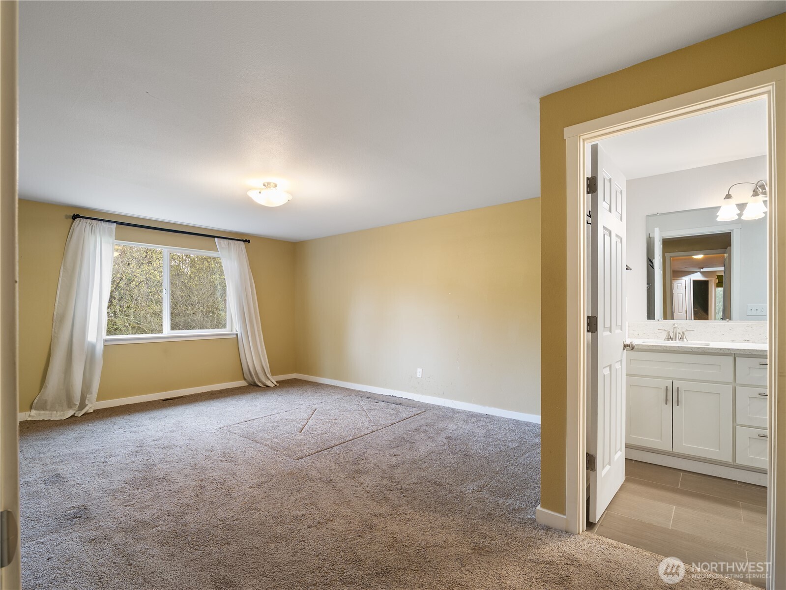 28601 30th Avenue Property Photo 11