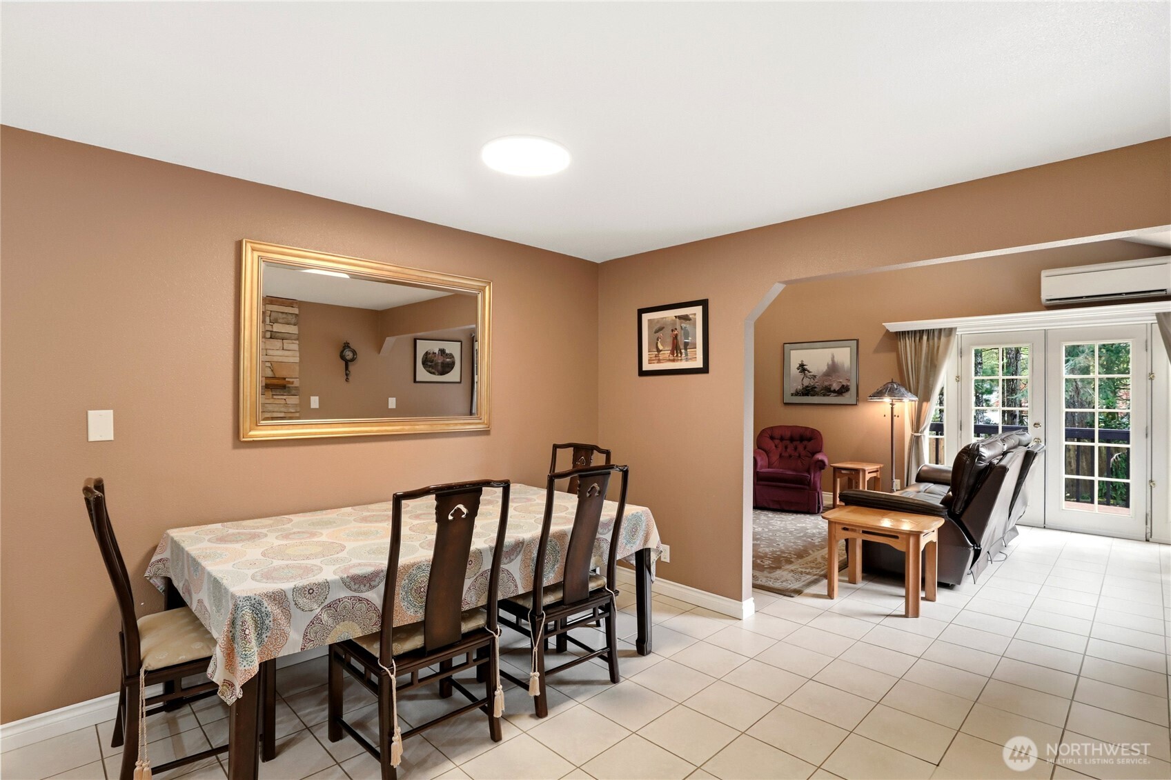21 E Michelle Court Property Photo 8