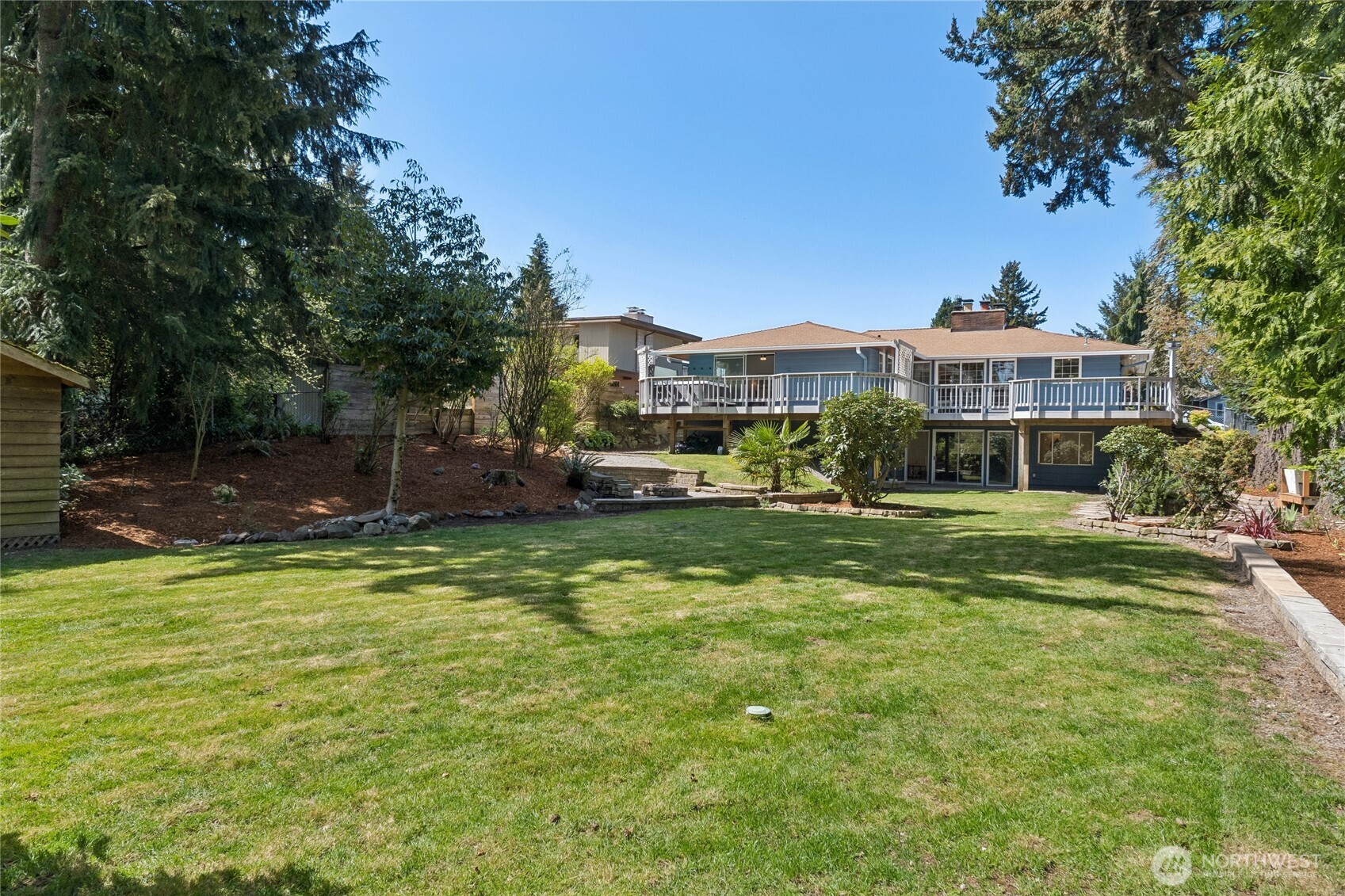 18832 1st Place Property Photo 39