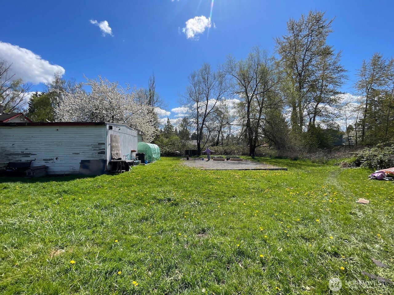 8818 E D Street Property Photo 9