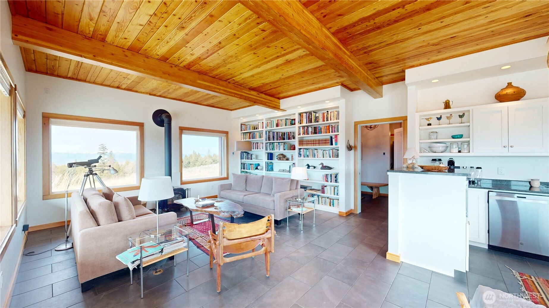 17 Teal Lake Road Property Photo 8