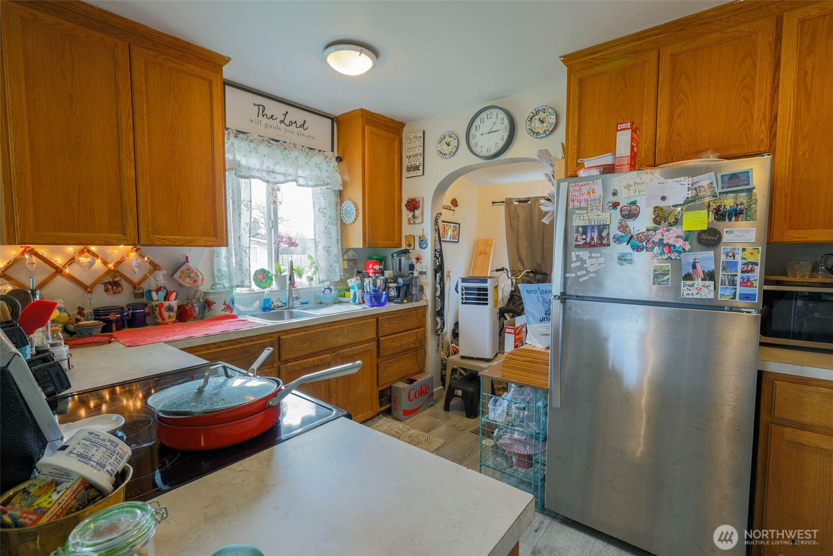 605 N Montesano Street Property Photo 18