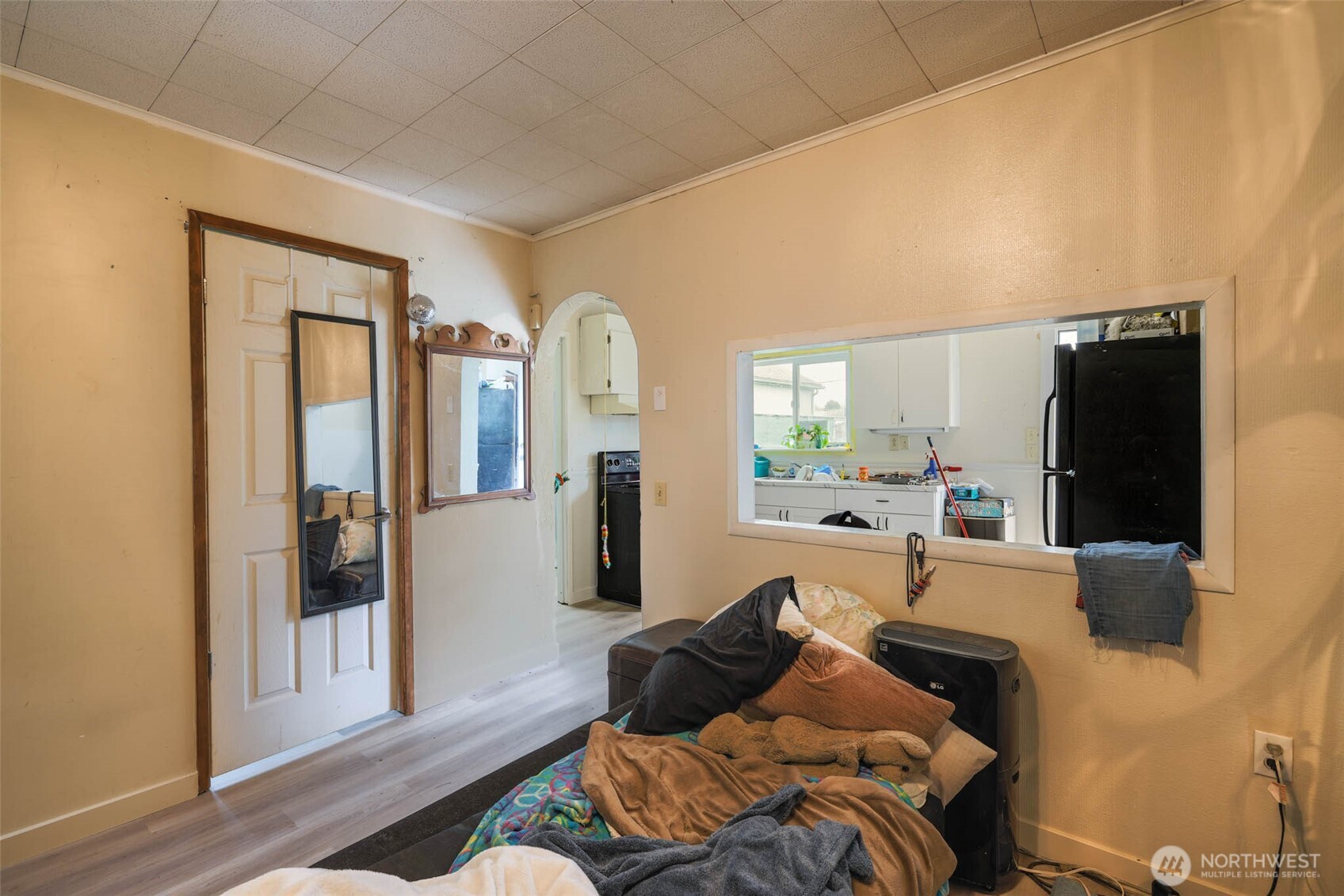 605 N Montesano Street Property Photo 29