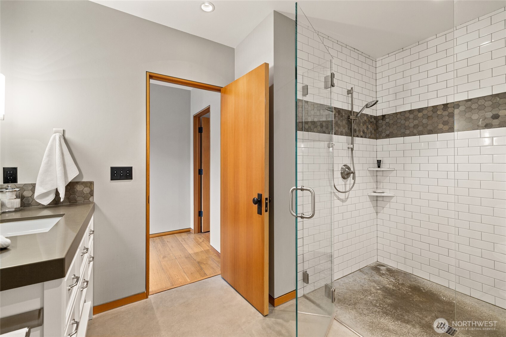 250 Leaden Queen Lane Property Photo 16