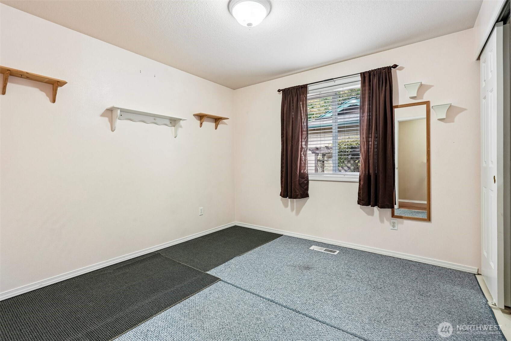 308 Se 9th Street Property Photo 17