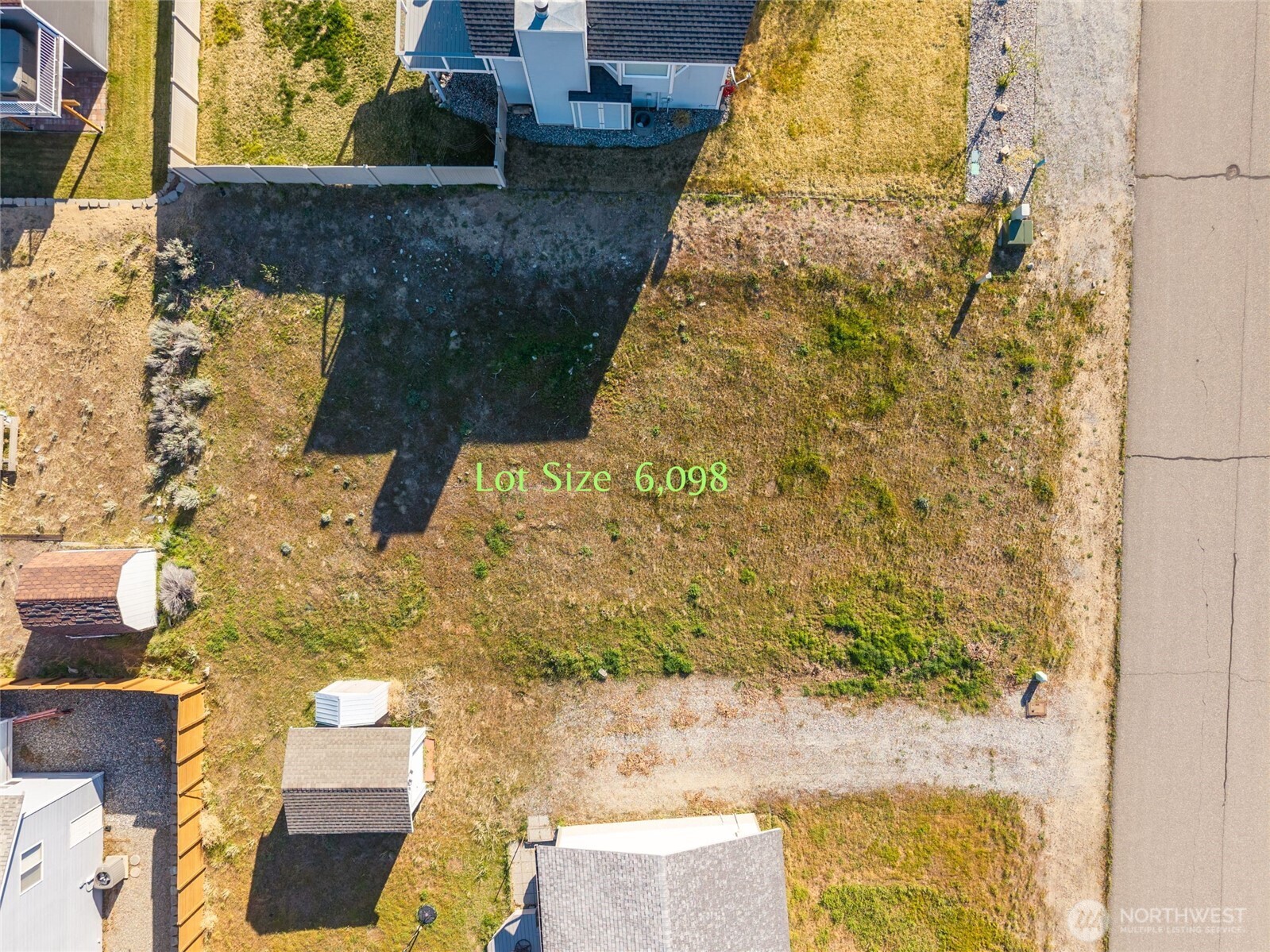185 E Entiat Drive Property Photo 4