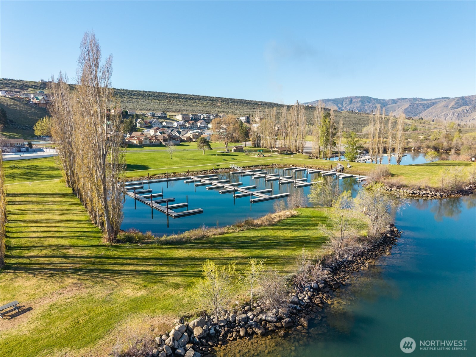 185 E Entiat Drive Property Photo 20