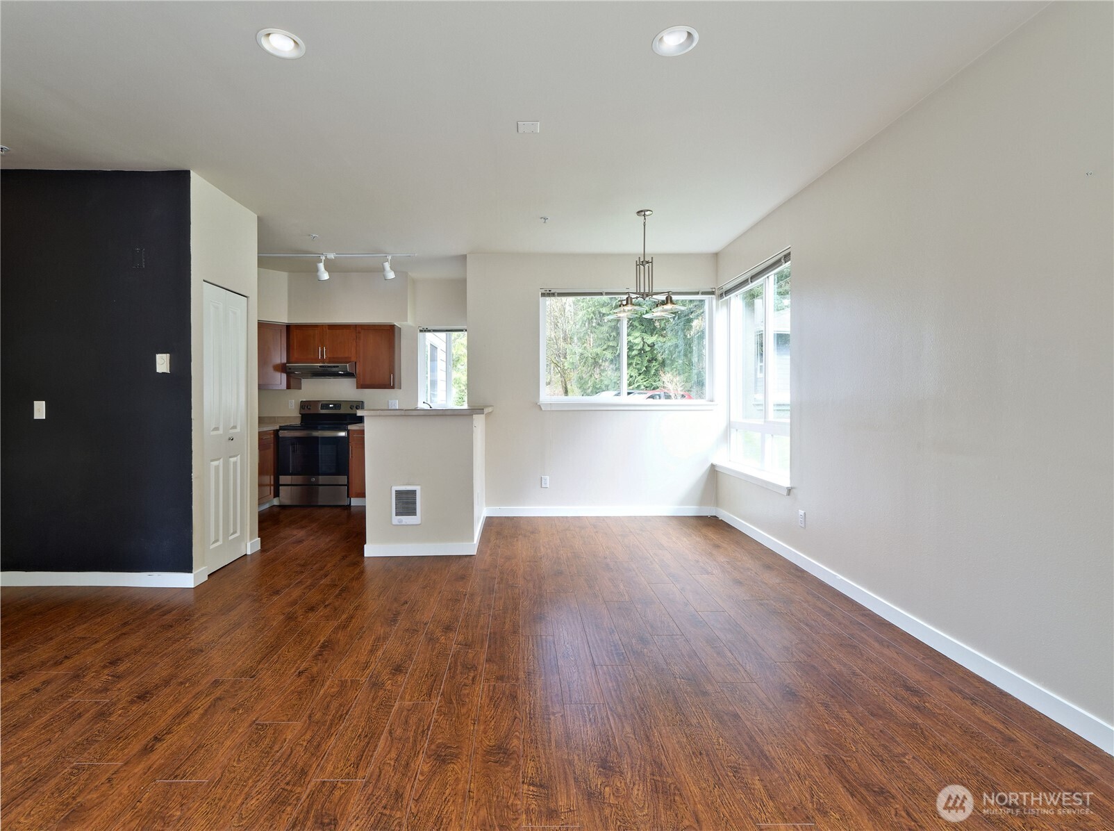 12012 Ne 204th Place C201 Property Photo 5