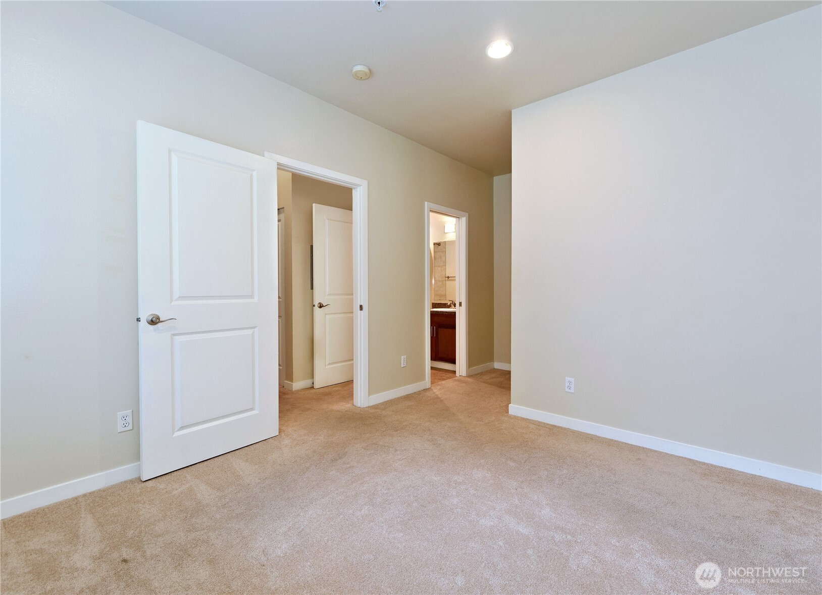 12012 Ne 204th Place C201 Property Photo 22
