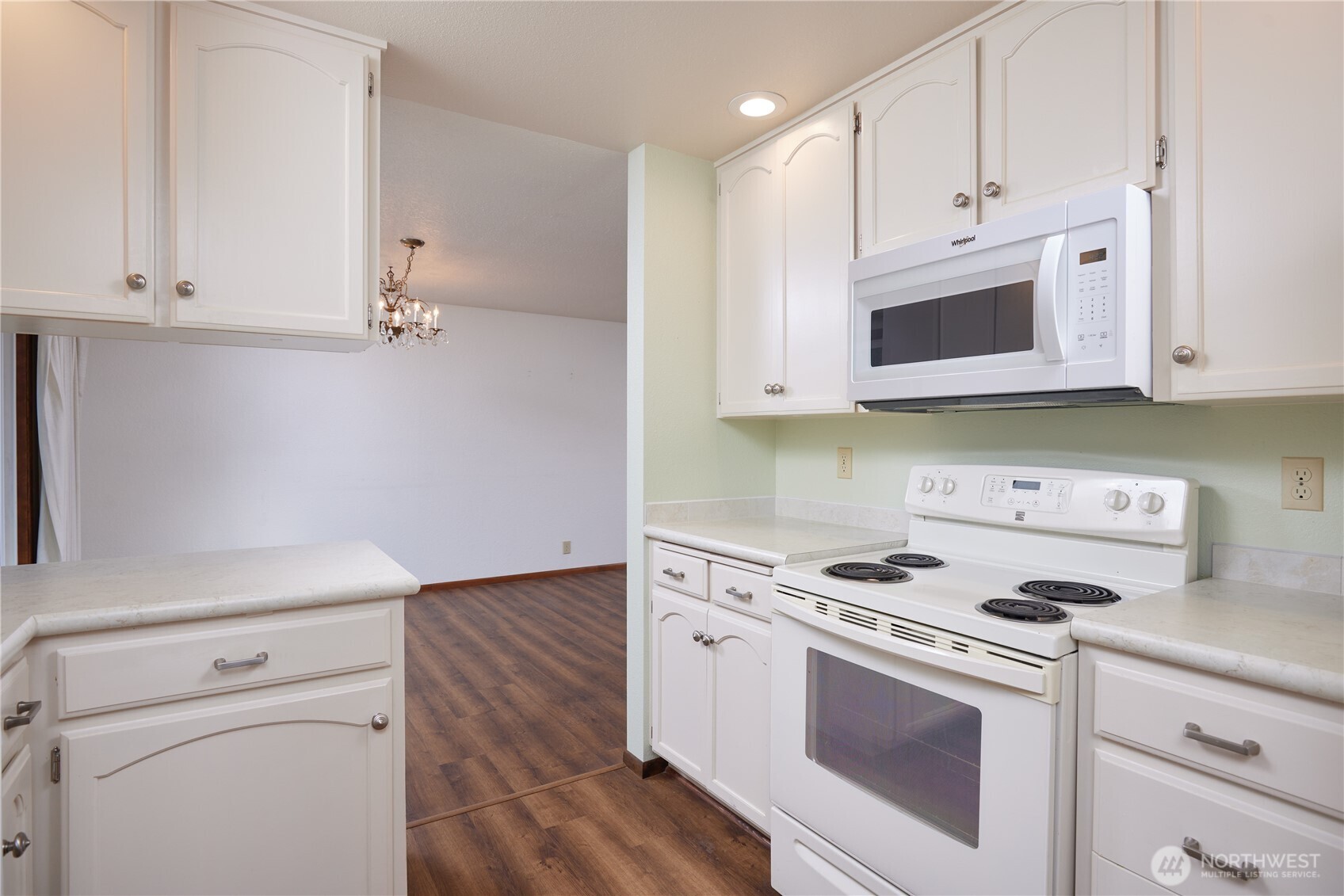 863 Dow Drive Property Photo 13
