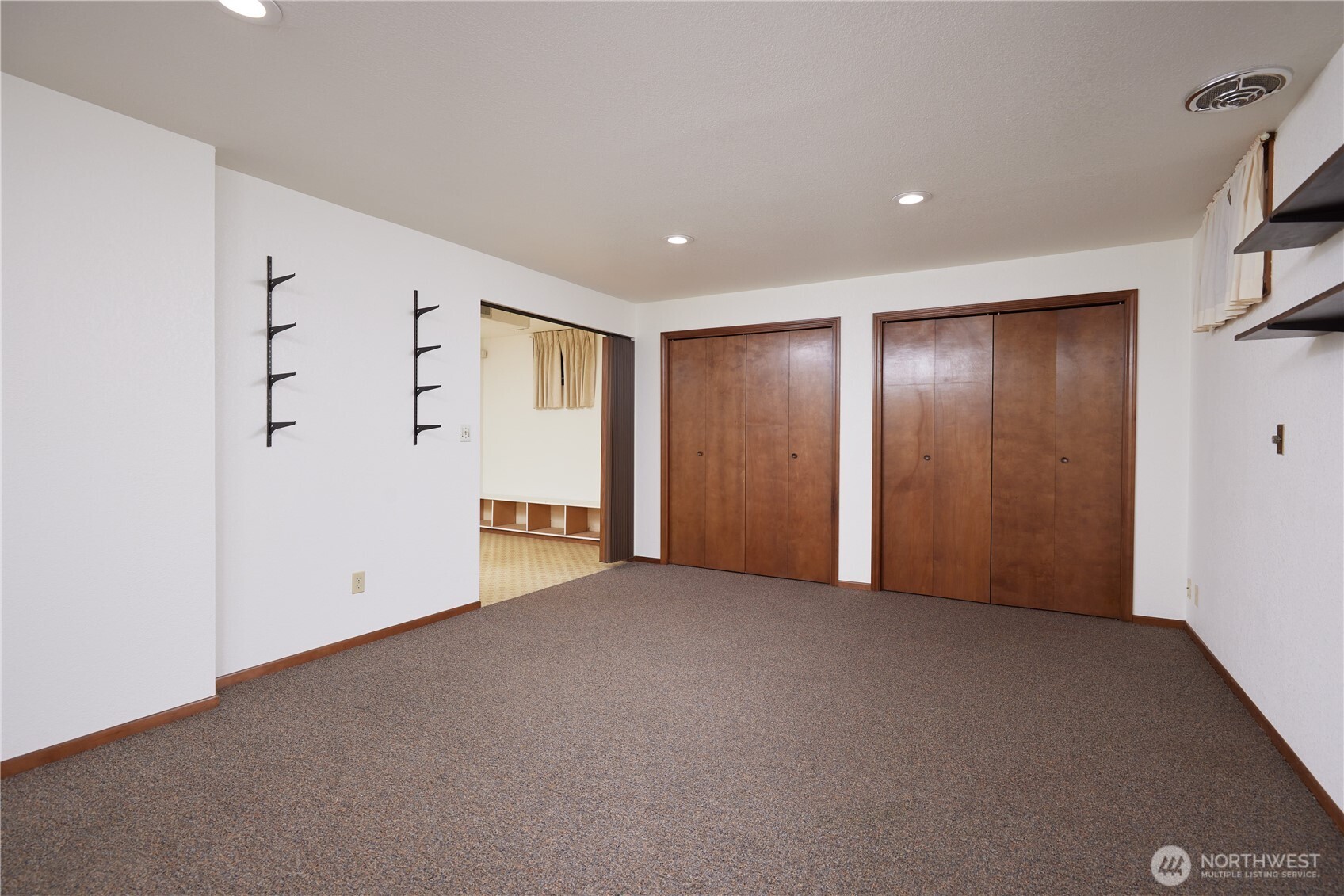 863 Dow Drive Property Photo 22