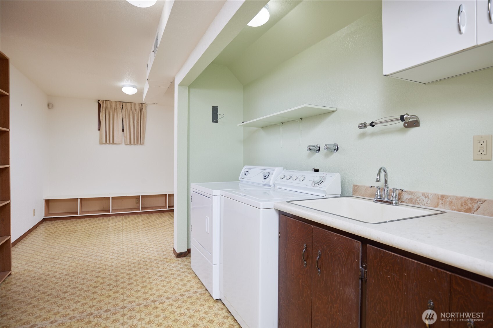 863 Dow Drive Property Photo 23