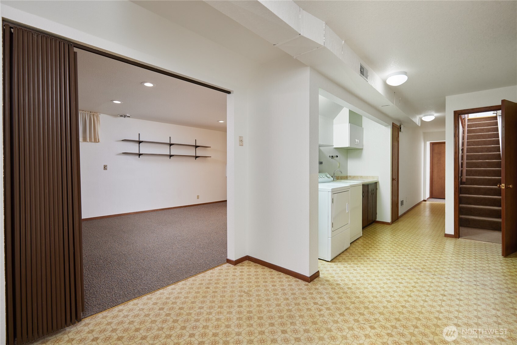 863 Dow Drive Property Photo 24