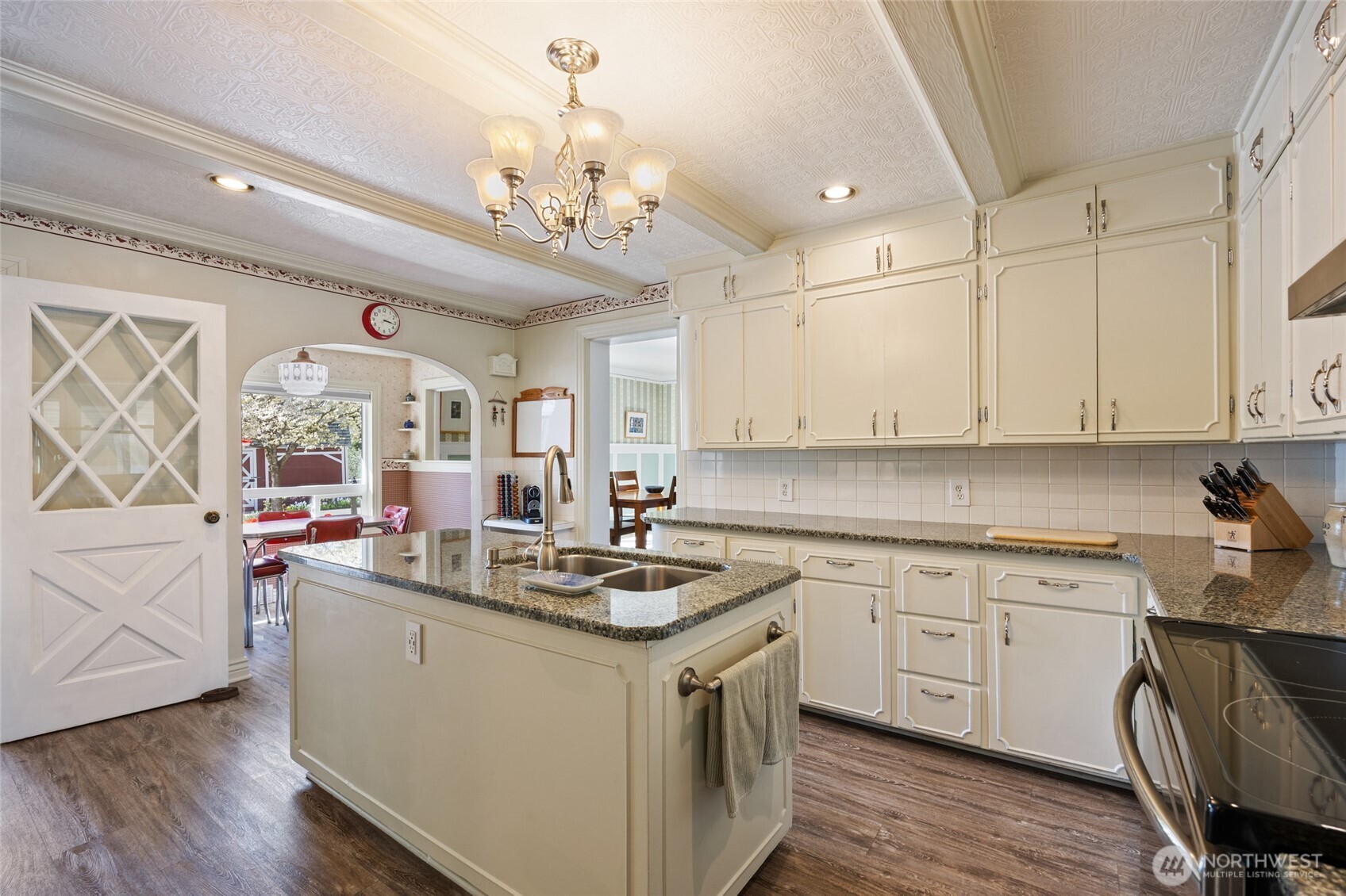 529 Lower Sunnyslope Road Property Photo 10
