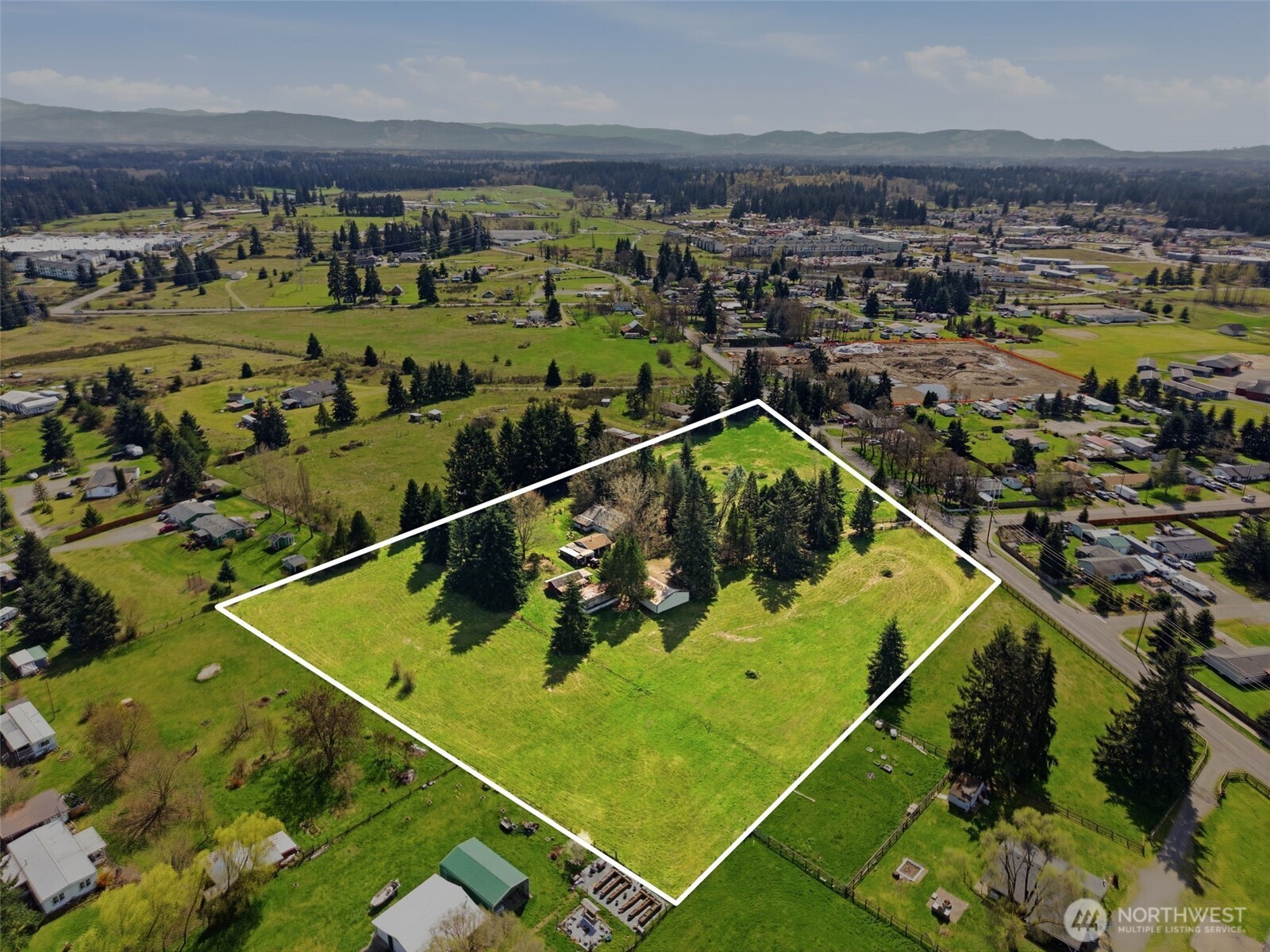 10022 Grove Road Property Photo 1