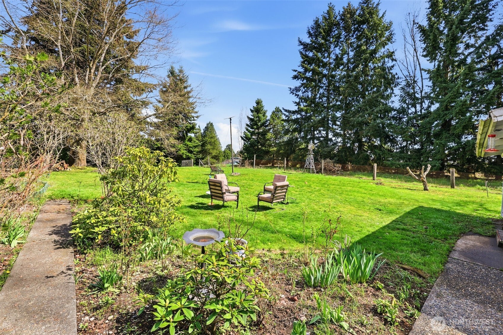 10022 Grove Road Property Photo 3