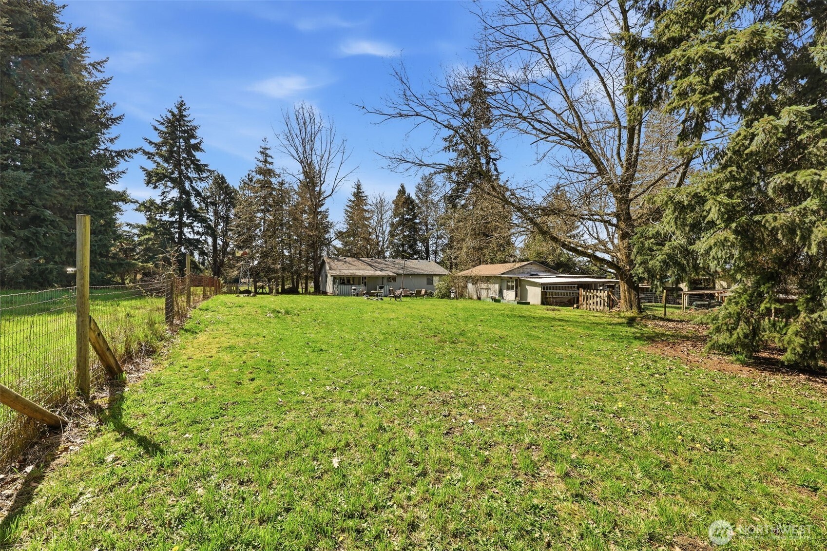 10022 Grove Road Property Photo 4