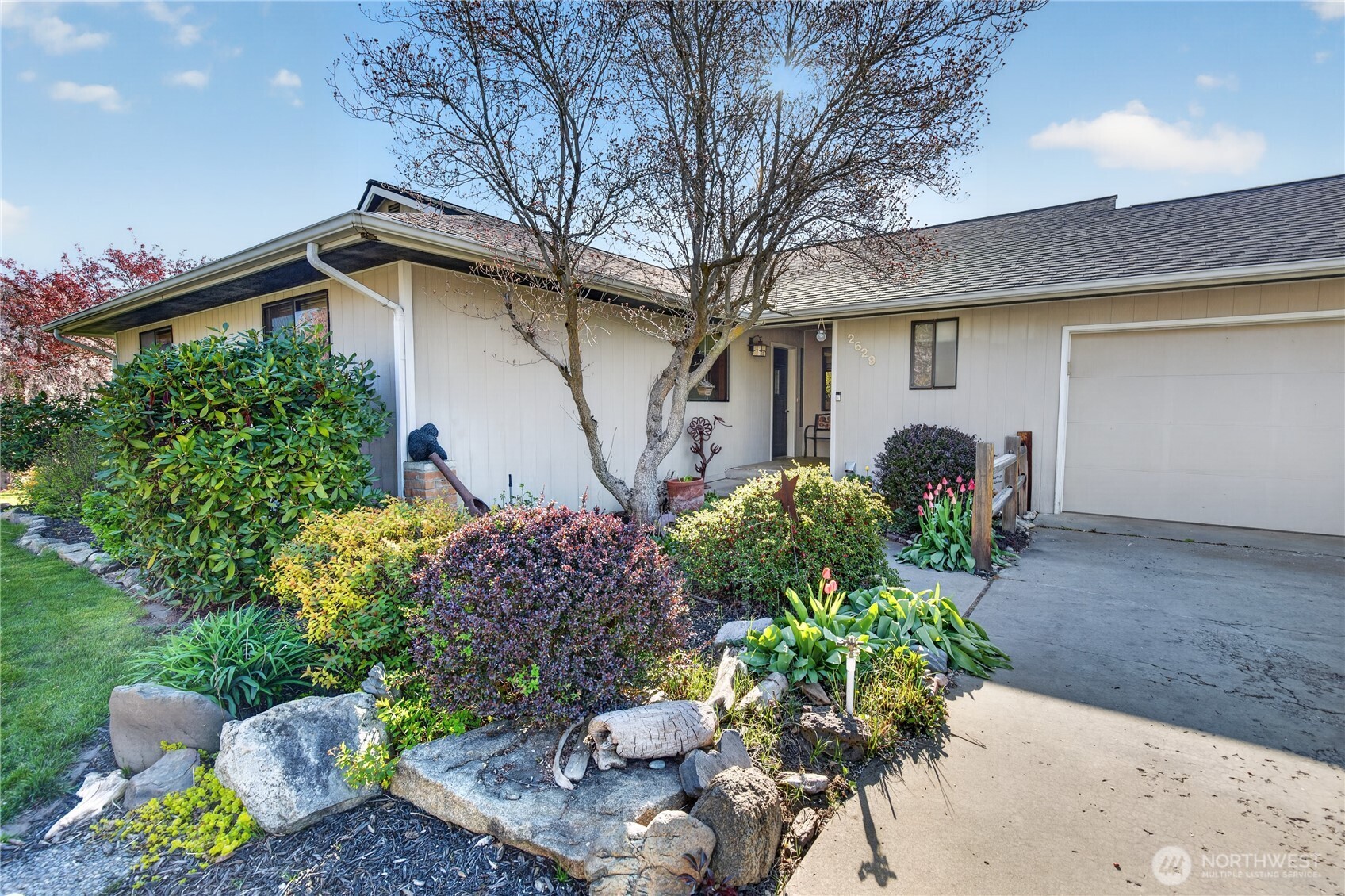 2629 Lemaister Avenue Property Photo 4