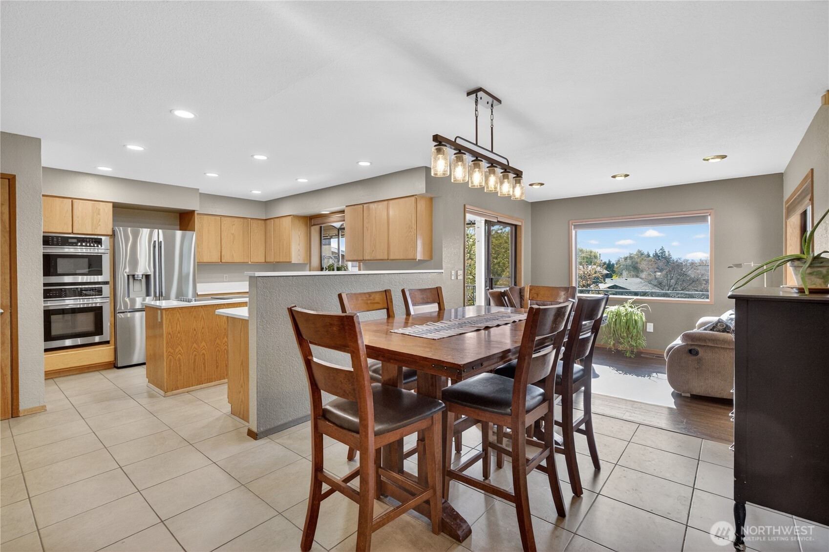 2629 Lemaister Avenue Property Photo 13