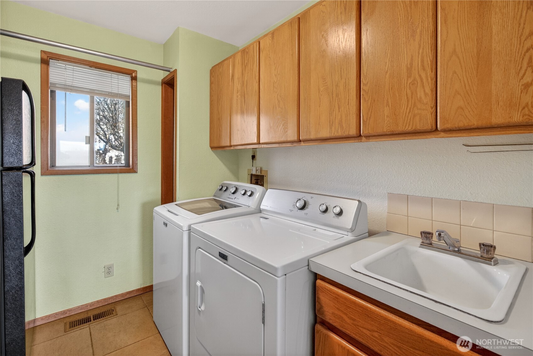 2629 Lemaister Avenue Property Photo 22