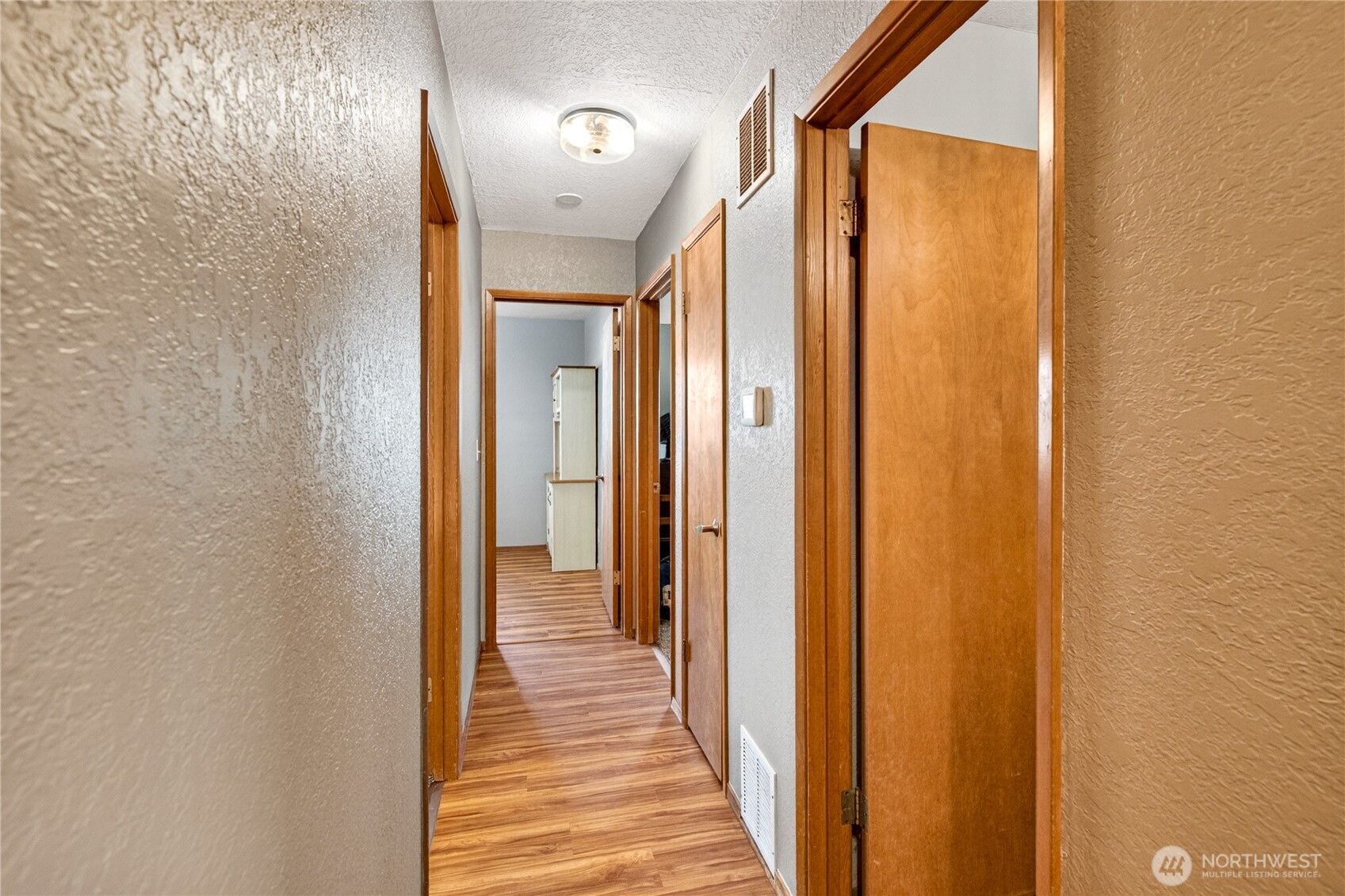 2629 Lemaister Avenue Property Photo 24
